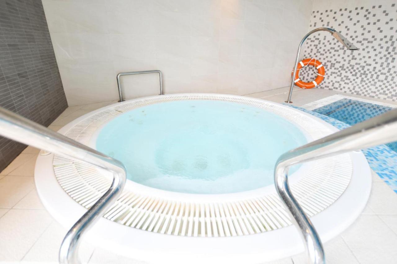 קולובז'ג Baltic Plaza Resort מראה חיצוני תמונה